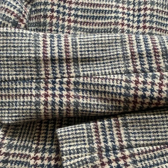 J.Crew Wool Schoolboy Blazer in Houndstooth Plaid - Picture 13 of 16